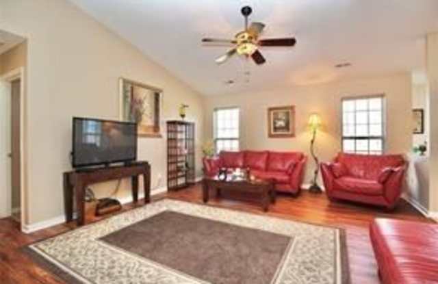 13105 Planters Row Drive Gallery 4
