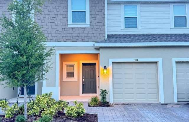 1304 DRAKE RIDGE DRIVE photos photos