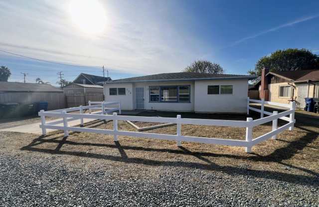 4 Bedroom Home 2 Car Garage with Fenced Yard and Extra Parking photos photos