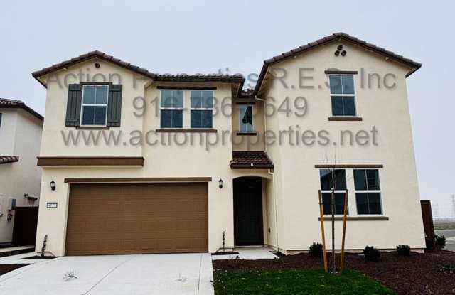 Action Properties RES inc. Offering Brand New Breckenridge @ Sierra West Solar 5 Bedroom 2793aq ft: 1 bedroom and full bath downstairs photos photos