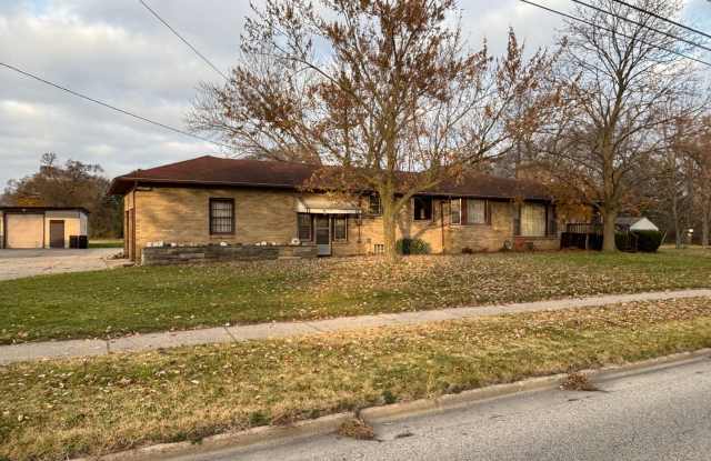 Grandville ranch available now photos photos