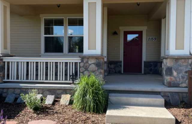 Charming Townhome for Rent in Desirable Rigden Farm (East Fort Collins) Gallery 3