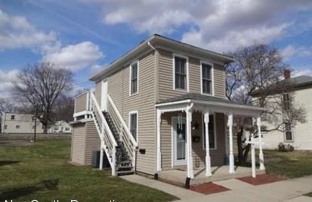 52 1/2 E Columbus St - 52 1/2 E Columbus St, Pickerington, OH 43147