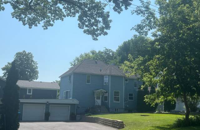 Charming Forest Lake View - Includes UTILITIES photos photos Charming Forest Lake View - Includes UTILITIES photos photos