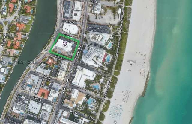 3200 Collins Ave Gallery 1
