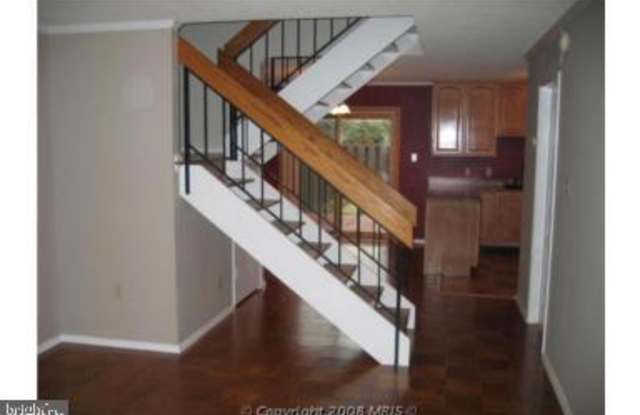 1315 NORTHGATE Gallery 3
