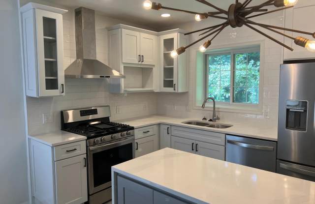3634 GUNSTON ROAD Gallery 2