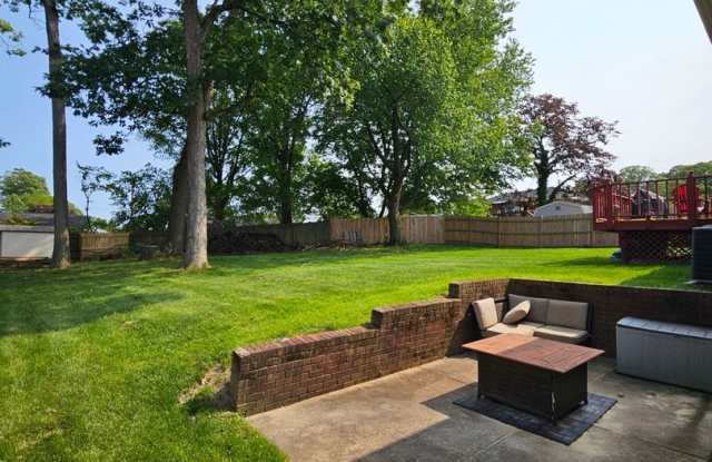 Charming 1BR Duplex in Beltsville Gallery 1