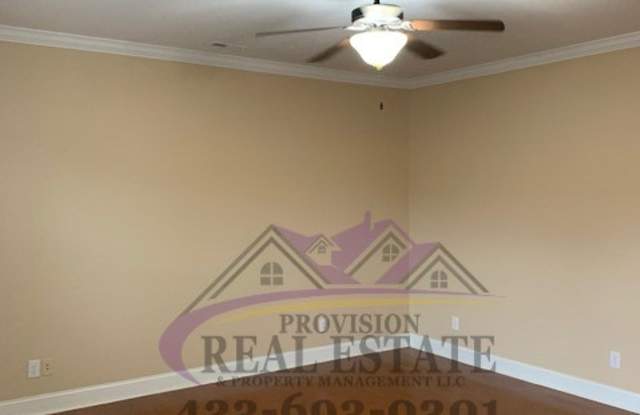 1715 Stonebriar Dr NE Gallery 2