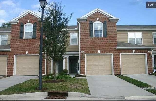 4195 Highwood Dr Gallery 4