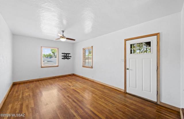 1202 N Tucson Boulevard Gallery 2