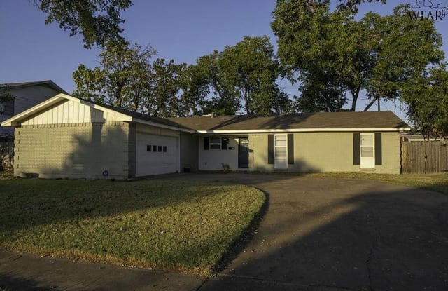 4639 SIERRA MADRE DRIVE - 4639 Sierra Madre Dr, Wichita Falls, TX 76310
