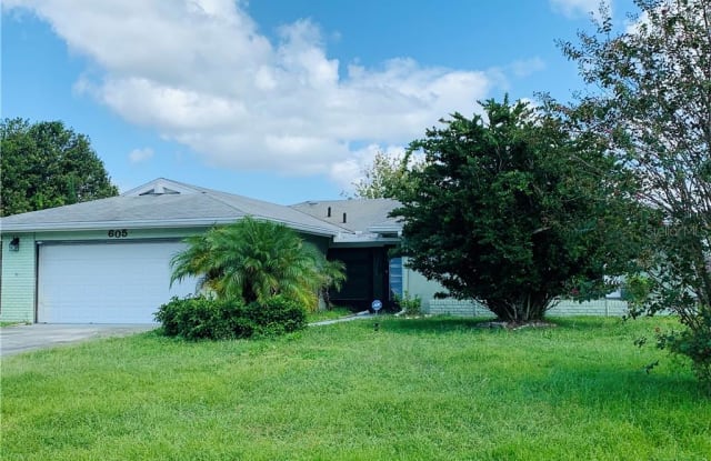605 DRIVER CIRCLE - 605 Driver Circle, Poinciana, FL 34759