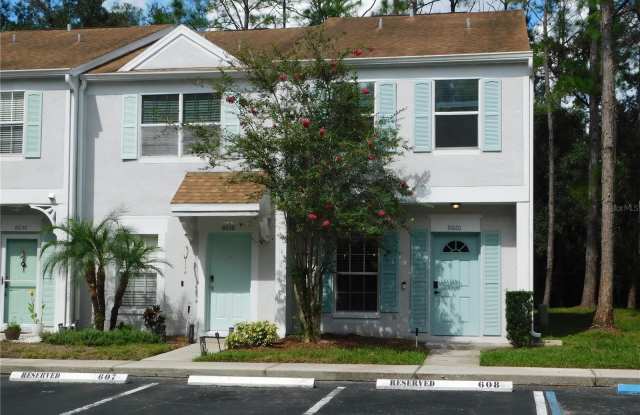 8660 HUNTERS KEY Circle Gallery 1