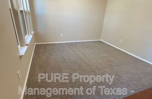 7628 Hollow Forest Drive Gallery 4