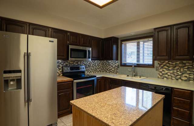 4-Bedroom Home with Finished Basement & Attached Garage Gallery 4