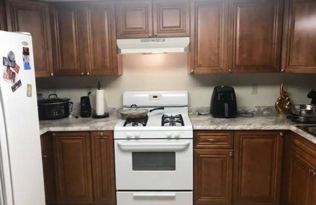 Spacious 3-Bedroom Duplex in Spring Valley - 3113 Christy Way, Spring Valley, CA 91977