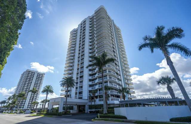 123 Lakeshore Drive photos photos