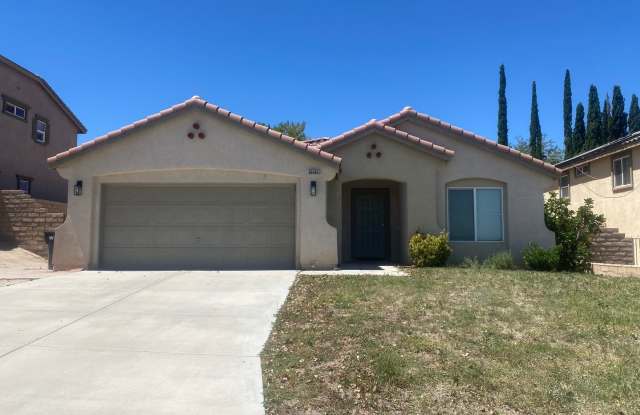 Palmale 3 bedroom Available Now! Gallery 1