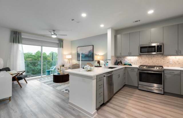Alta River Oaks photos photos