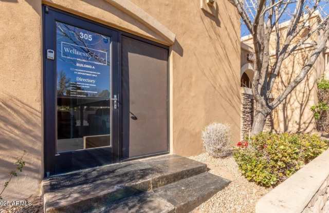 8821 N 7TH Street unit: 305 photos photos