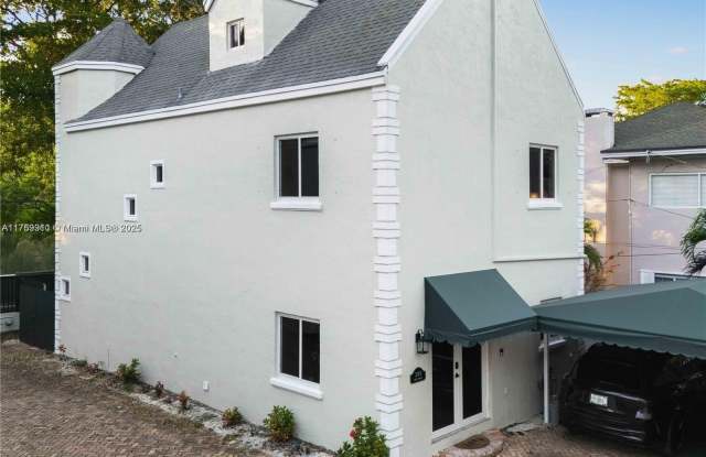 3149 Mary St photos photos