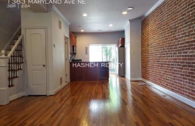 1363 MARYLAND Ave NE Gallery 4