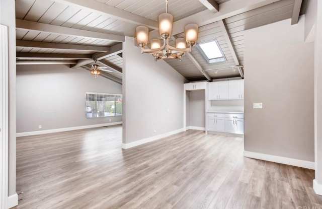 510 Iris Avenue 1/2 Gallery 3