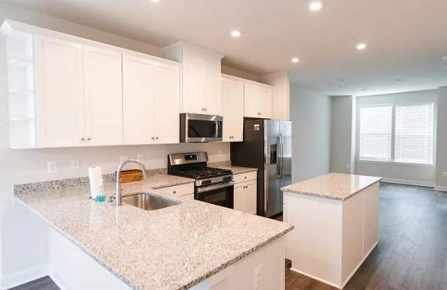 1 - 2816 Evansgreen Dr, Gallery 2