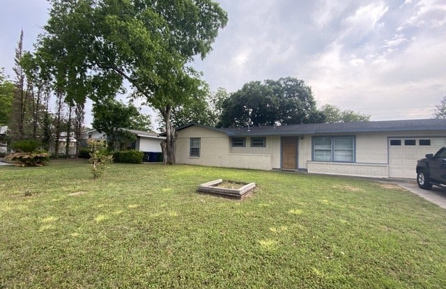 4810 NEWCOME DR - 4810 Newcome Drive, San Antonio, TX 78229