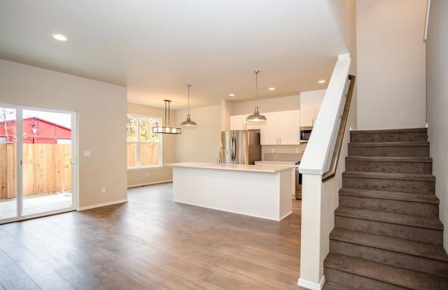 End-Unit Townhome in Desirable Midtown Neighborhood photos photos