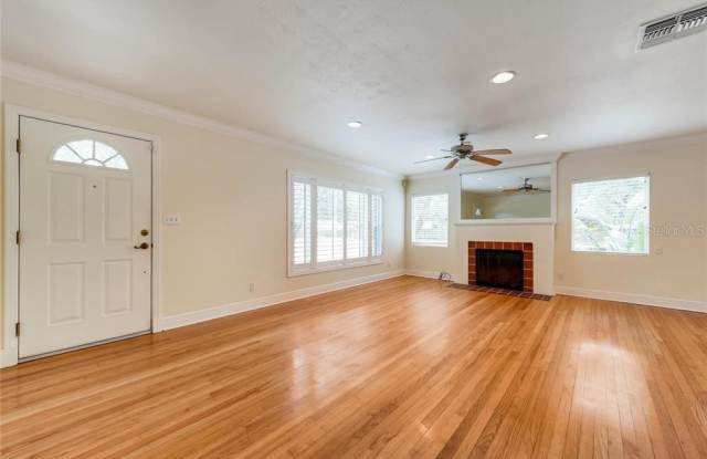 250 DANA WAY Gallery 2