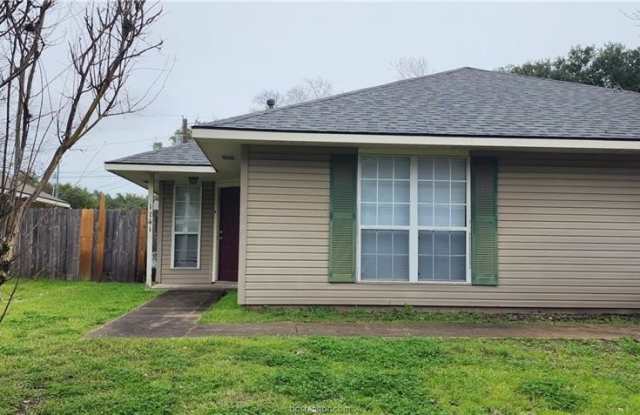 1141 Oney Hervey Drive photos photos
