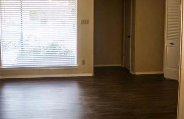 11106 Joymeadow Drive Gallery 3