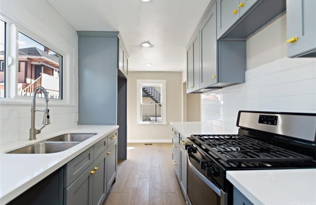 1705 Burlington 1/2 - 1705 S Burlington Ave, Los Angeles, CA 90006