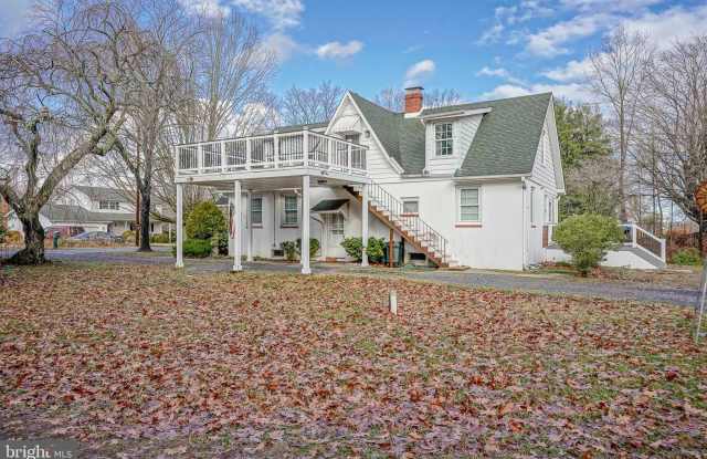 172 B STEWART Road unit: 2Nd Floor - 172 Stewart Road, Salem County, NJ 08098