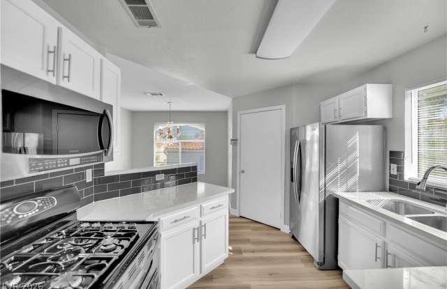 698 S Racetrack Road Gallery 3