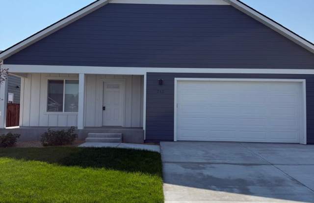 4 bed 3 bath in Belgrade. - 712 Thrice Loop, Gallatin County, MT 59714