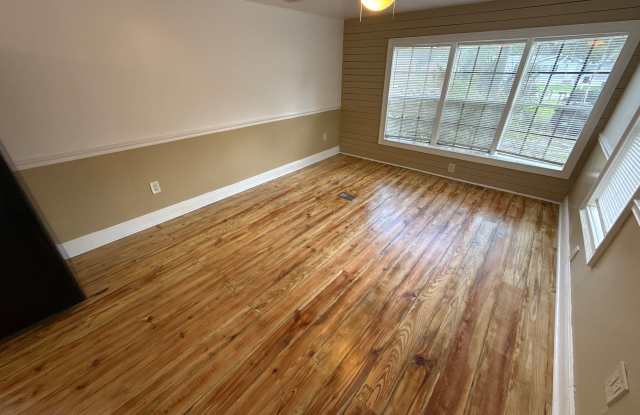 6430 W Grant St photos photos