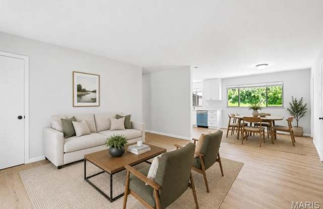 404 Spring Meadows Drive Gallery 2