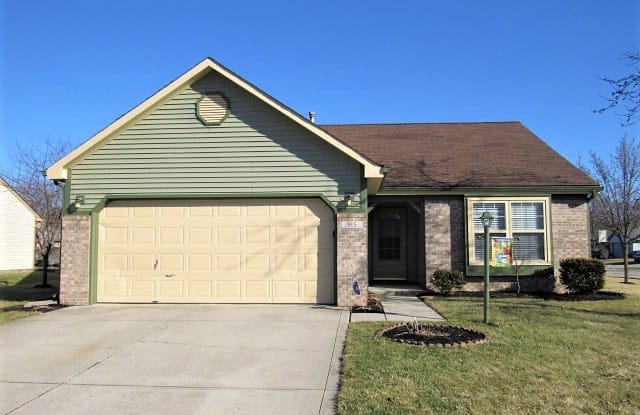 915 Washington Cove Lane - 915 Washington Cove Lane, Cumberland, IN 46229