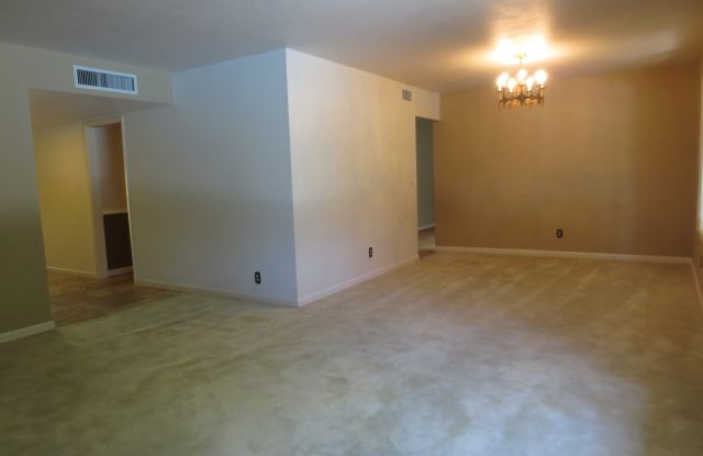3715 E. Lupine Ave. Gallery 4