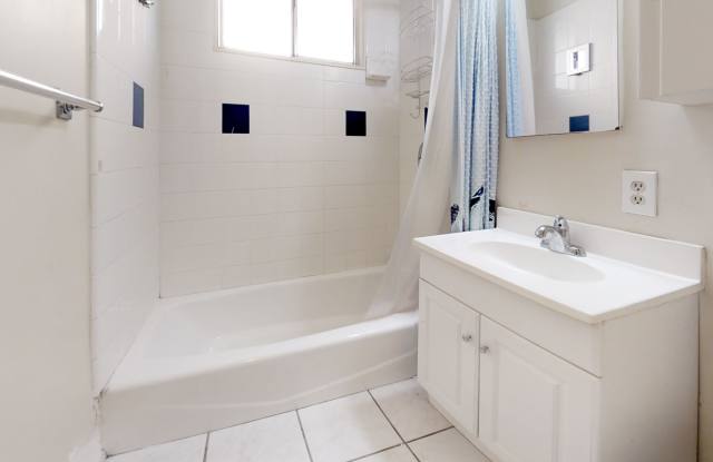 2322 Harriman Lane Gallery 2