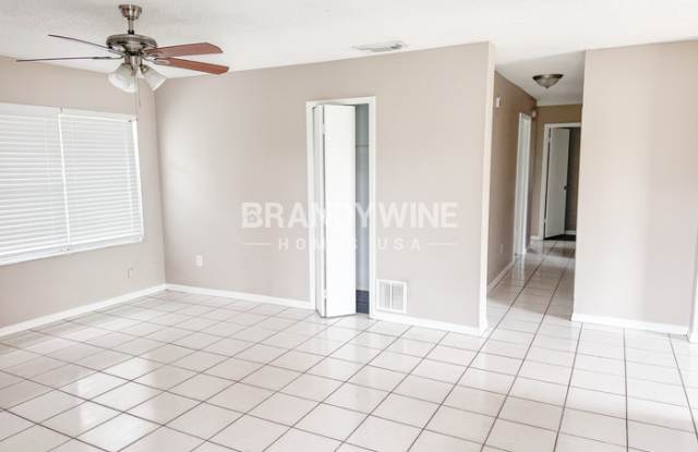 5434 Mustang Way Gallery 4