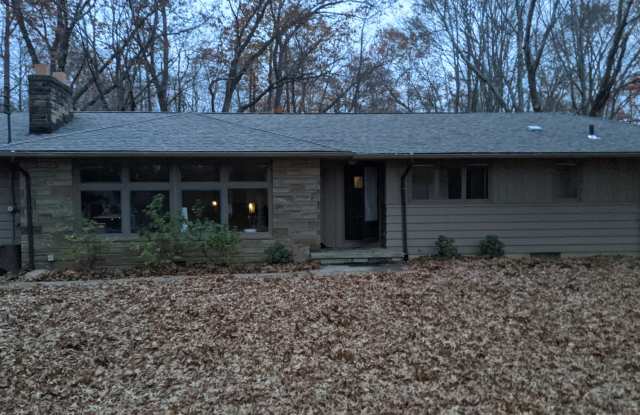 1172 Academy Drive - 1172 Academy Drive, Trumbull County, OH 44505