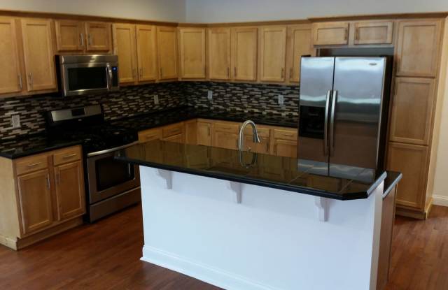 Student Housing - South Side Flats Gallery 1