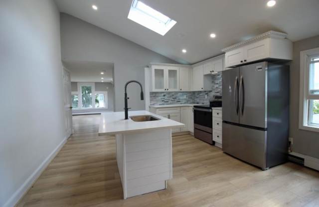 394 Crescent St. photos photos 394 Crescent St. photos photos