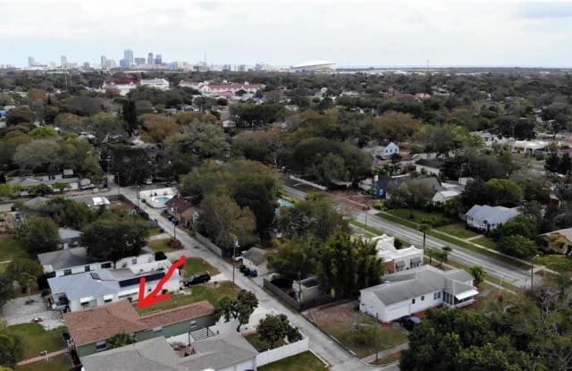 3044 9TH AVENUE N - 3044 9th Avenue North, St. Petersburg, FL 33713