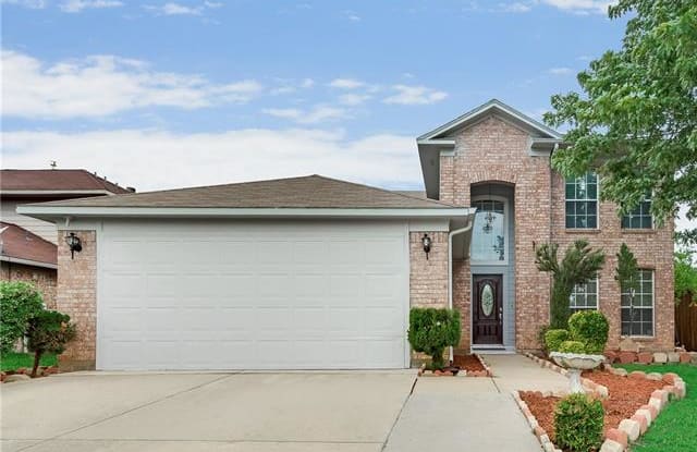 1407 Trevino Drive - 1407 Trevino Drive, Arlington, TX 76014