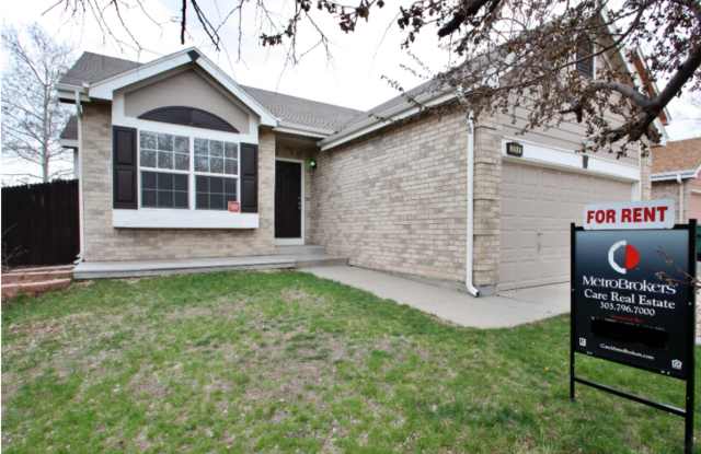 304 W 116th Ave - 304 West 116th Avenue, Northglenn, CO 80234
